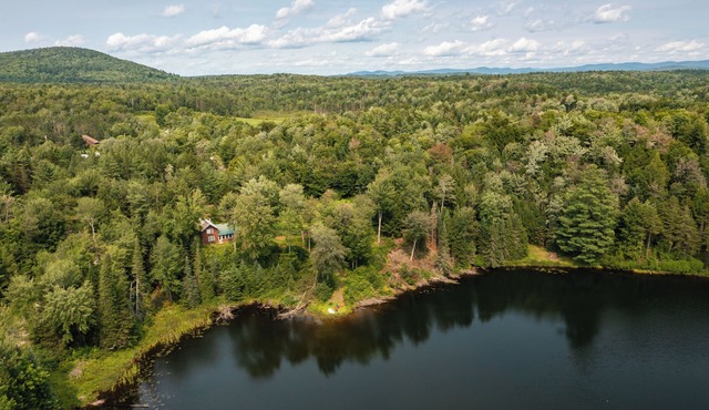 Clear Pond Cottage a Retreat on Private Pond