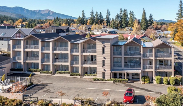 Clear Ridge Apartments