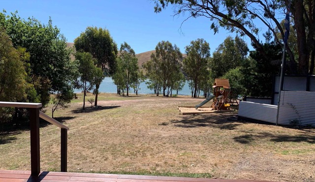 Clear View - Bonnie Doon Water Front