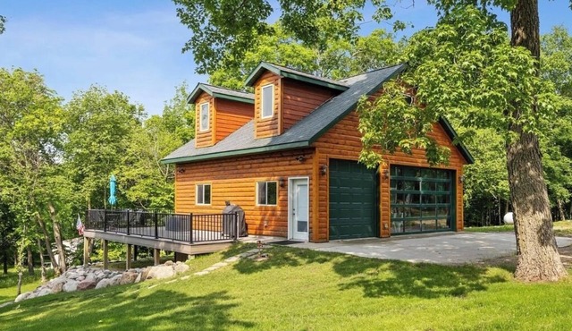 Clear Waters Cabin on Buffalo Lake - Detroit Lakes, MN - Private 1.5 Acre Escape