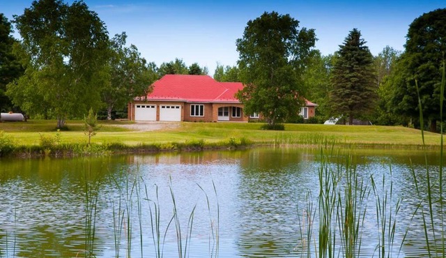 Clearview Manor! Wasaga Beach, Blue Mountain