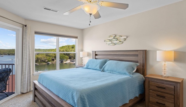 Clearwater 773-2B, a stunning view awaits!