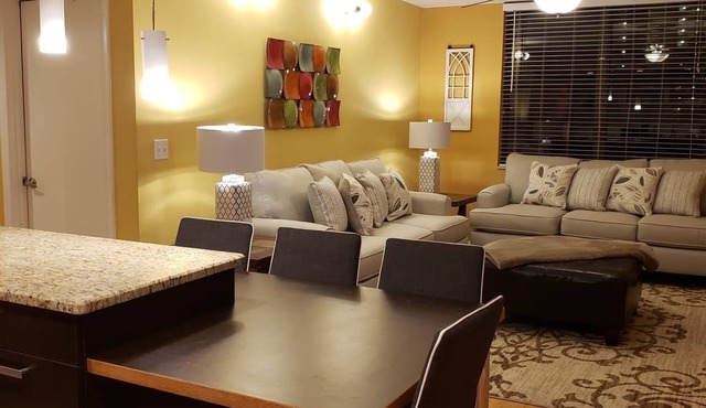 Clearwater Beach Condo 2 B|R fits 5-7ppl