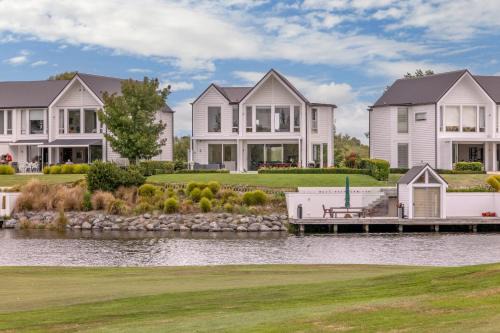 Clearwater Golf Resort - Entire Luxury Home