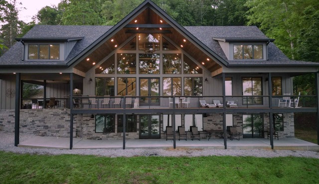 Clearwater Retreat | Private Dock | Norris Lake | Hot Tub | Wifi