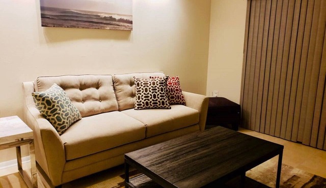 Clearwater Vacation Beach 1Bedroom Condo fits 2-4ppl Book Now Get Discounts!