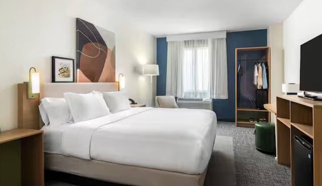 Clemmons inn & suites