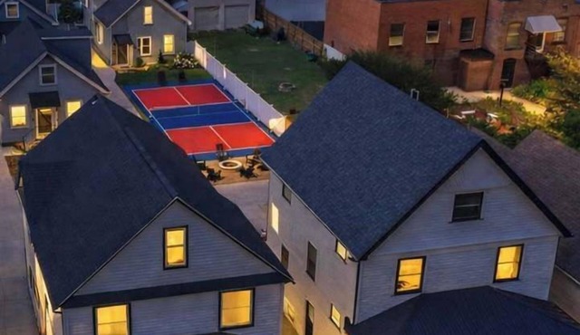 Cleveland Compound Sleeps 28 | Pickleball + Sauna