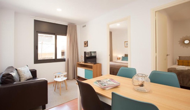 Click&Flat Europa Fira Apartments