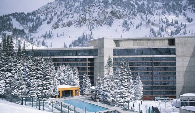 Cliff Club Snowbird Utah-