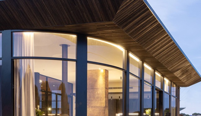 Cliff Top Beach House