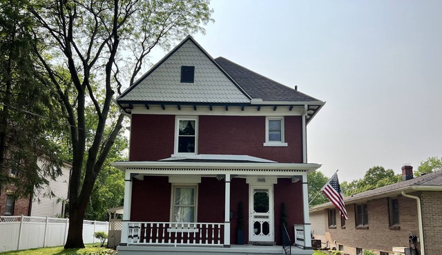 Clifford The Big Red House