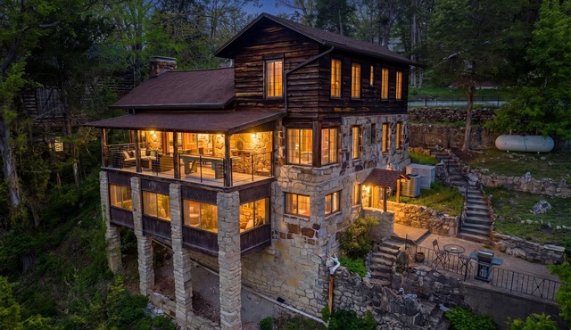 Cliffside Chateau w/Epic Lake Views