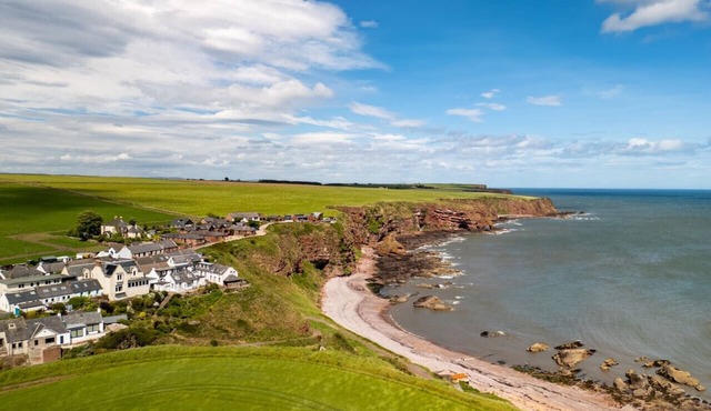 Clifftop Cottage - A Seaside Sanctuary