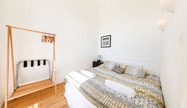 Clifton Georgian Balcony Apt - Simply Check In