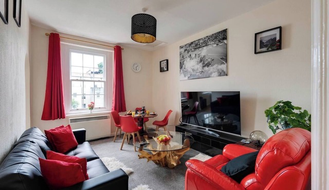 Clifton Penthouse, Parking x1, Near Centre, Garden