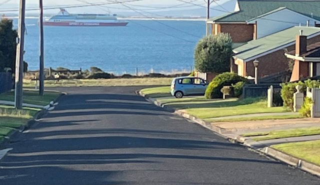 Clifton Springs cosy bay views home