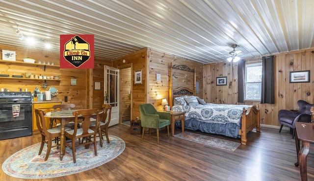 Climb On Inn~ Studio~ Naturally Gorgeous~Rock Climbing -Red River Gorge~Cozy