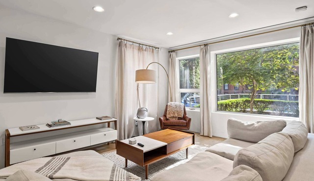 Clinton Grove by Rove Travel 2BR Modern Apt