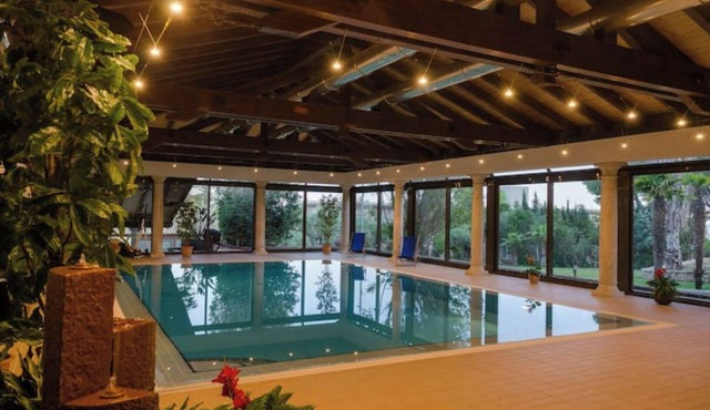 CLOISTER IT. LUX FINCA IN EBRO DELTA