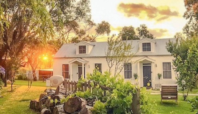 Clonmara Country House & Cottages