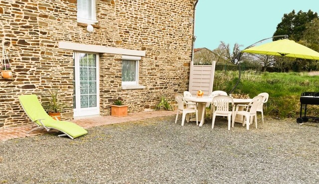 * Clos d'Éden renovated in 2026 between St-Malo and Rennes in a peaceful hamlet
