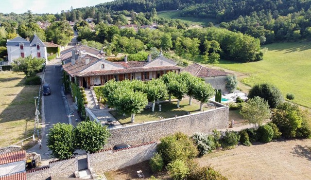Clos de Mont July, architecture XVIIIe au cœur de la nature