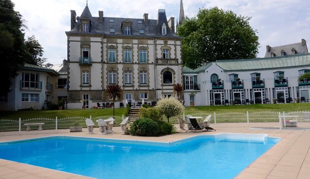 Clos de Vallombreuse, The Originals Relais