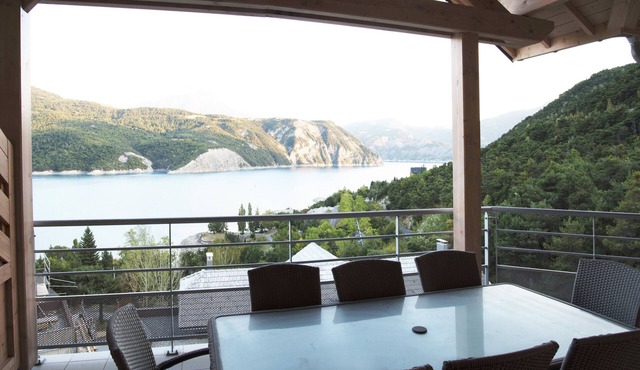 Clos des Ecrins, Serre Ponçon Lake, prestige apartment 8 people