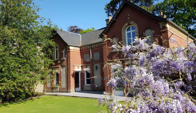 Clos du Château and the Concierge House