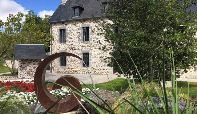 Clos L'Abbé | Prestige Residence 5 * | Between Mt St Michel & landing beaches