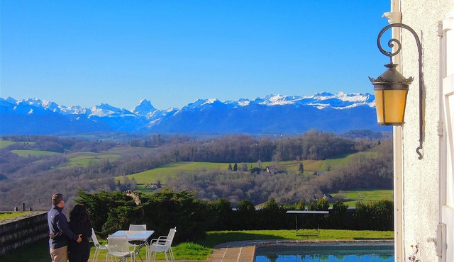 Clos Mirabel Manor B&B