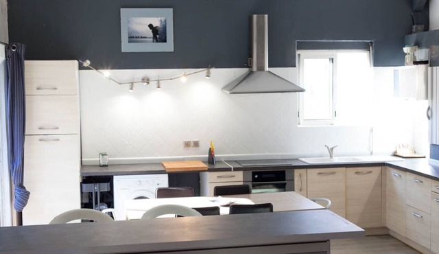 CLOSE PAVILION OCEAN