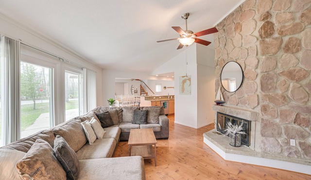 Close to 3 Ski Areas: Michigan Family Retreat!