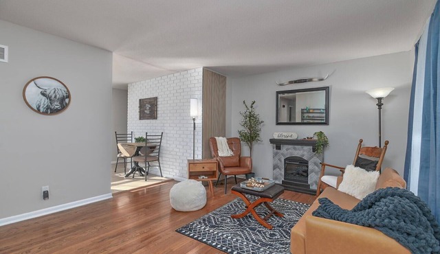 Close to 3 stadiums - 2K sqft home with 2 living rooms, game room, fenced yard