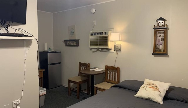 Close to all Amenities-Cabin 6