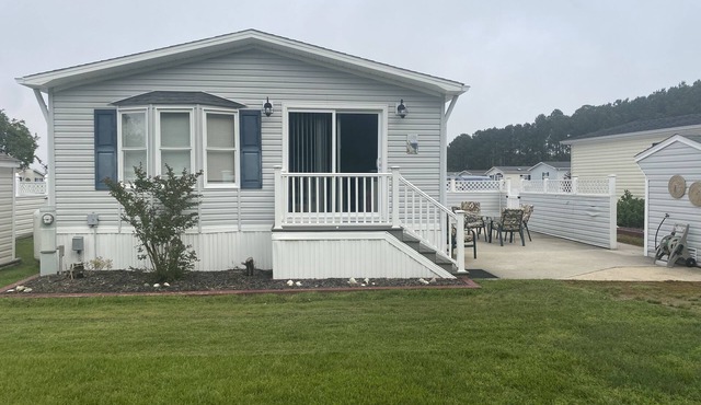 Close to Assateague Island and Ocean City - small 3 Br house at Assateague Pointe!