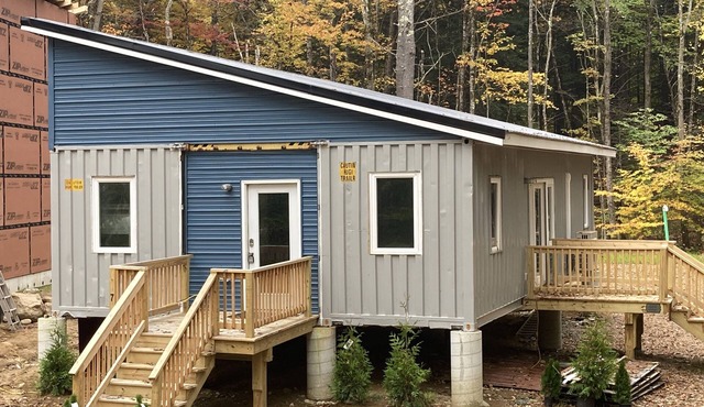 Close to Attitash, Hiking, Rivers, Storyland, Santa's Village and More!.