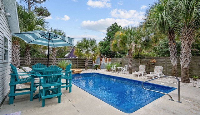 Close to Beach, Pool, Grill Area, Bonus Apartment!