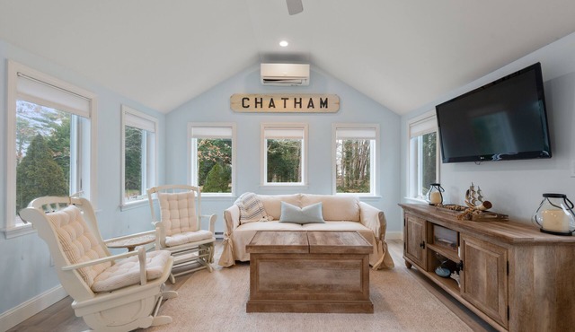 Close to Beach Renovated Dog Friendly Cape Cottage