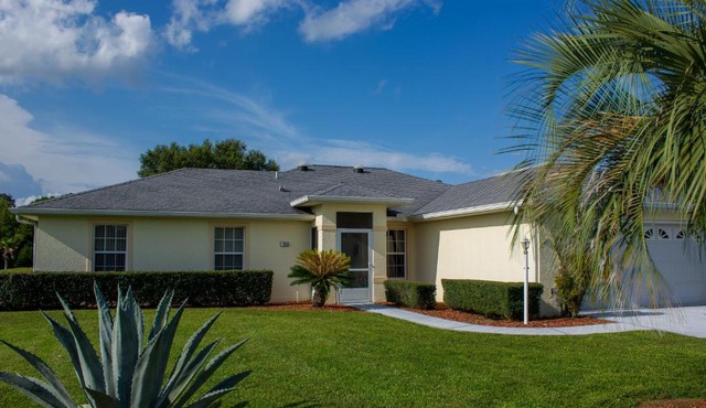 Close to bike trail and golf course- Comfort - 3 bedroom