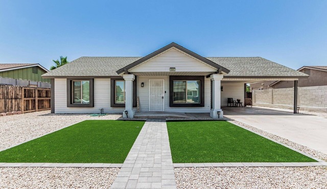 Close to Camelback Ranch, StateFarm Stadium, Westgate, and Event-Concert Venues