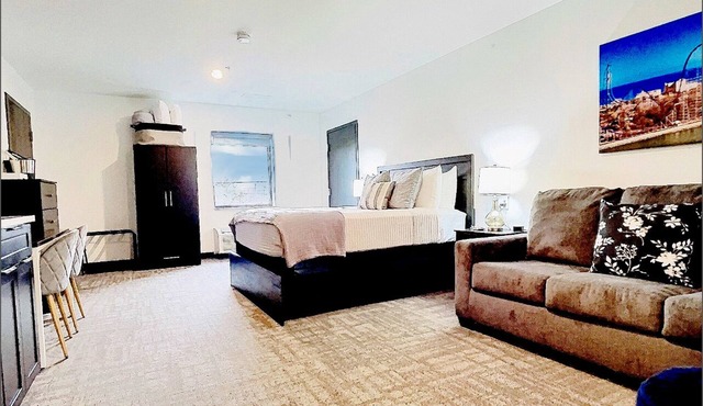 Close to Cedar Point Sports Force Kalahari