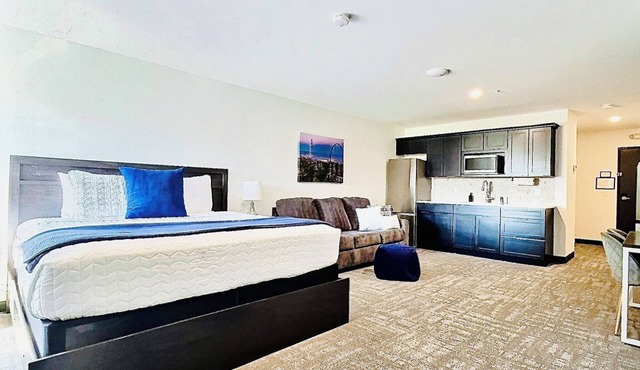 Close to Cedar Point Sports Force Kalahari