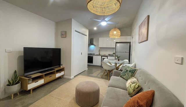 Close to Coast & Bellarine (Barn)