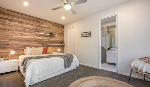 Close to Coast Belmont