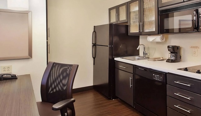 Close to Concord Park! Pet-friendly Suite with Private Kitchen! Parking, Gazebo!