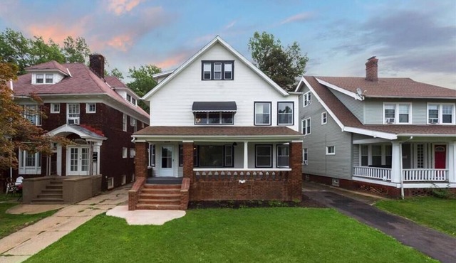 Close to Coventry, Little Italy and the Art Museum.