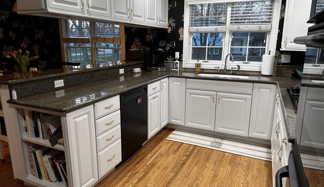 Close to Dana Open! Comfortable well appointed home close to all amenities.