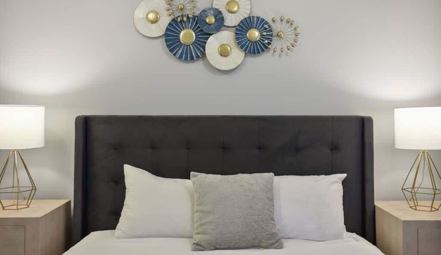 Close to Downtown Chicago/CTA/Metra/O’Hare Airport